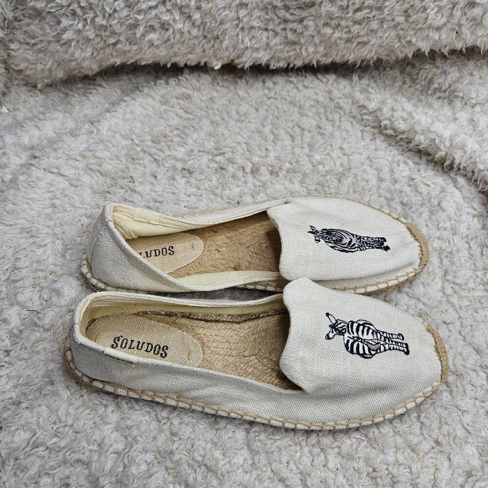 Soludos Embroidered Zebra Smoking Slippers Espadrilles sz 7